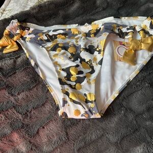 OP white, Gold and Black Geometric Swim Bottom size XL